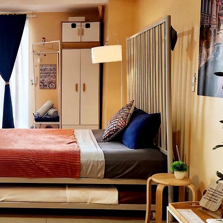 Spacious Cozy Suite At The Venice Mall With Free Parking And Washing Machine (Adults Only) Taguig Esterno foto
