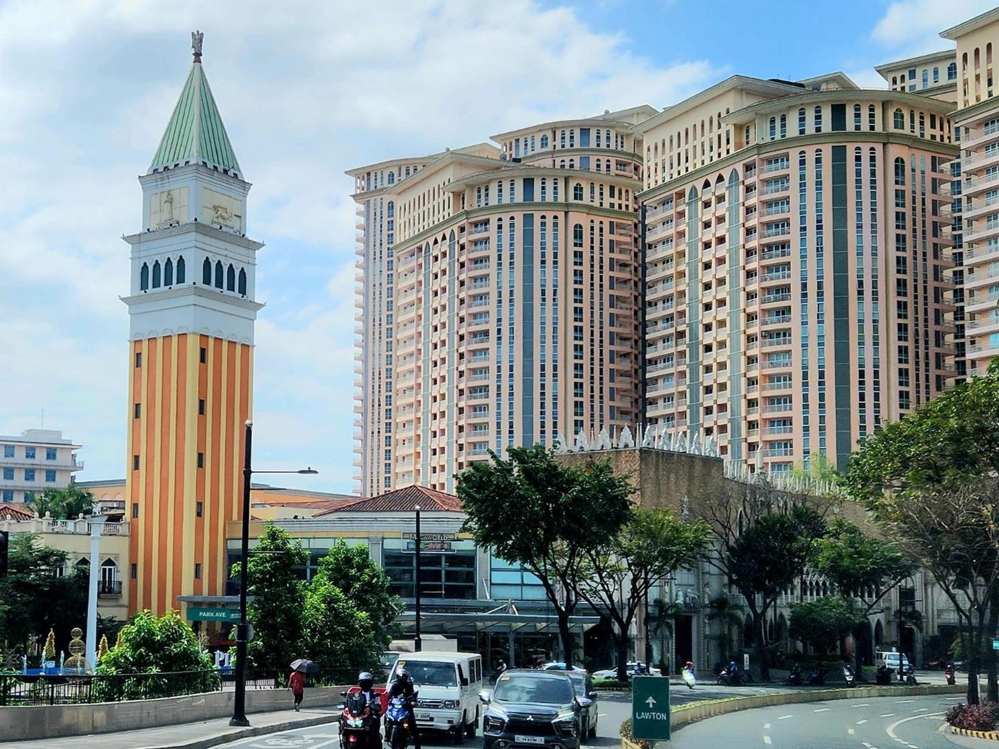 Spacious Cozy Suite At The Venice Mall With Free Parking And Washing Machine (Adults Only) Taguig Esterno foto